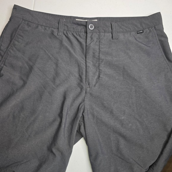 TRAVIS MATTHEW Men's Size 36‎ Dark Gray Shorts -1139 - Picture 1 of 6